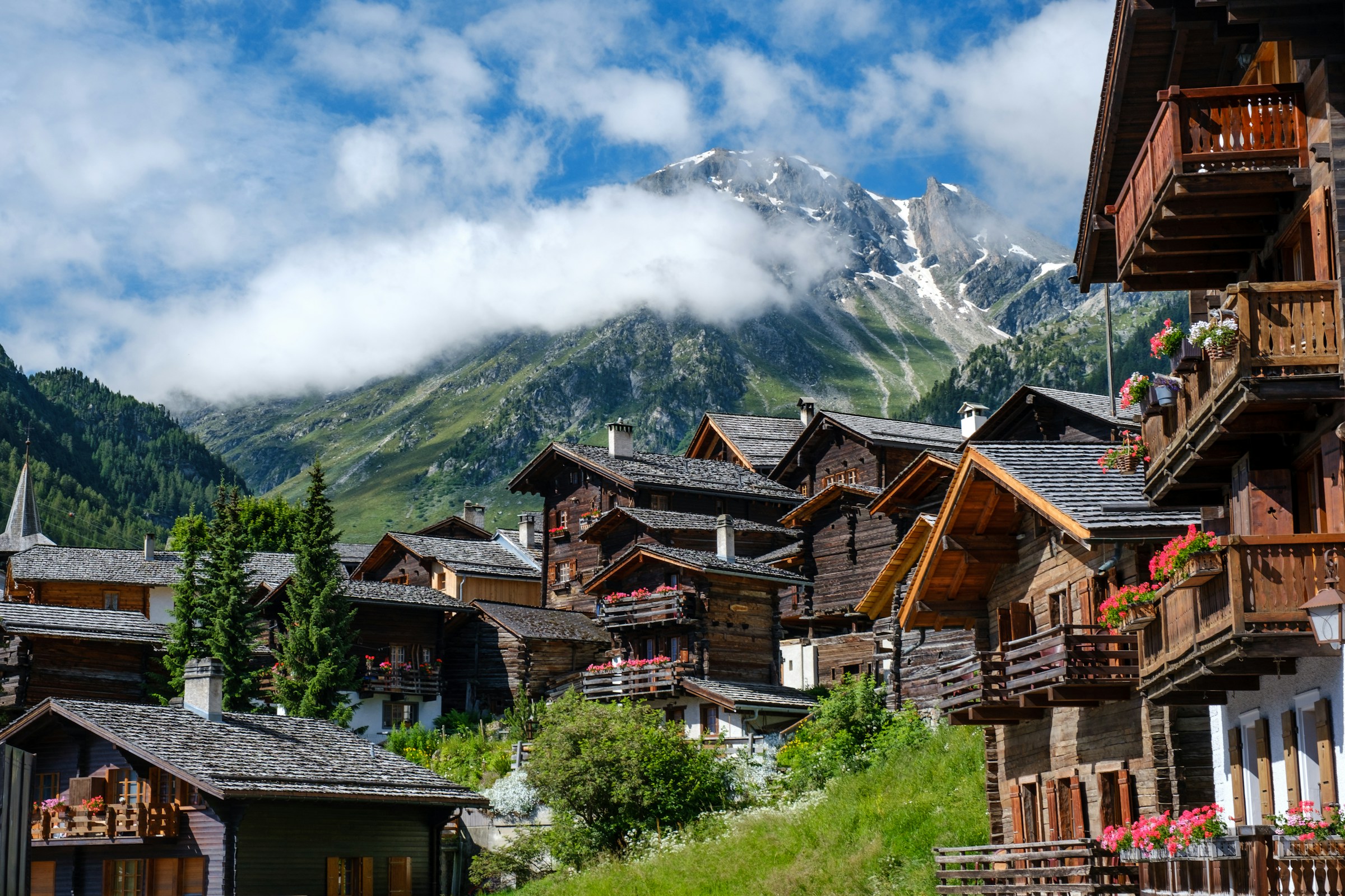 best time to visit switzerland