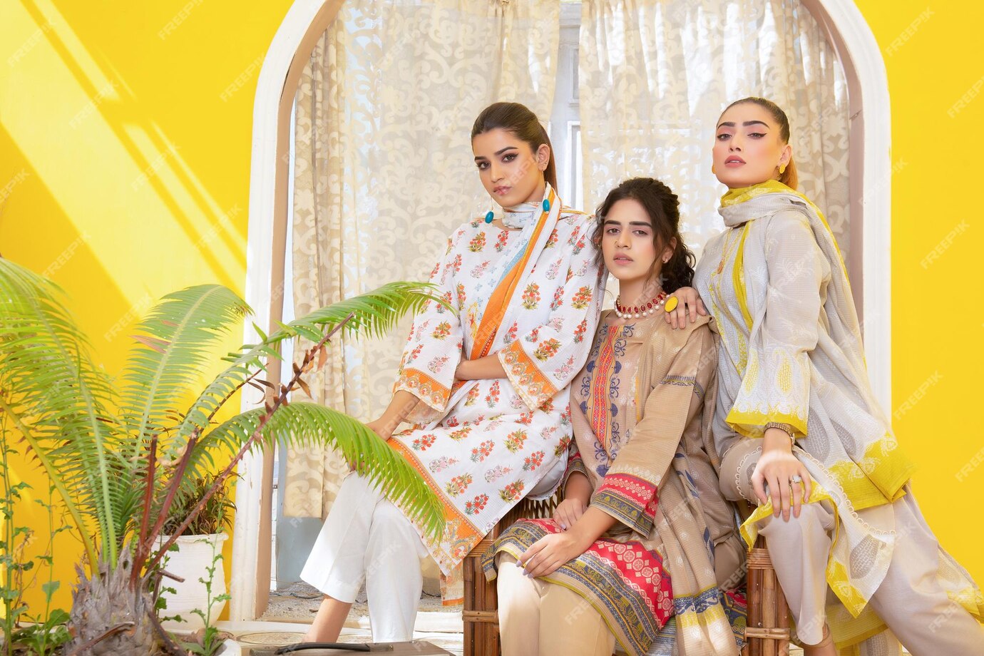 Eid Fashion Trends: What to Wear for the Festivities